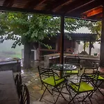 בית נופש Litheon House *