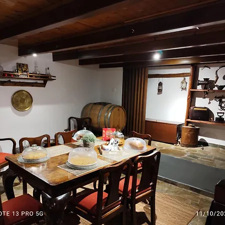 別荘 Litheon House