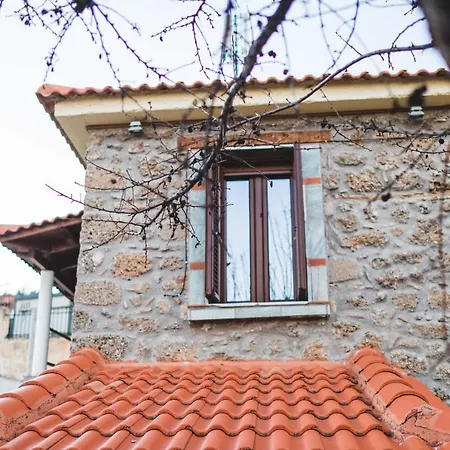 Litheon House *